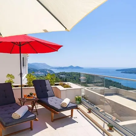 Horizon Sea Views *